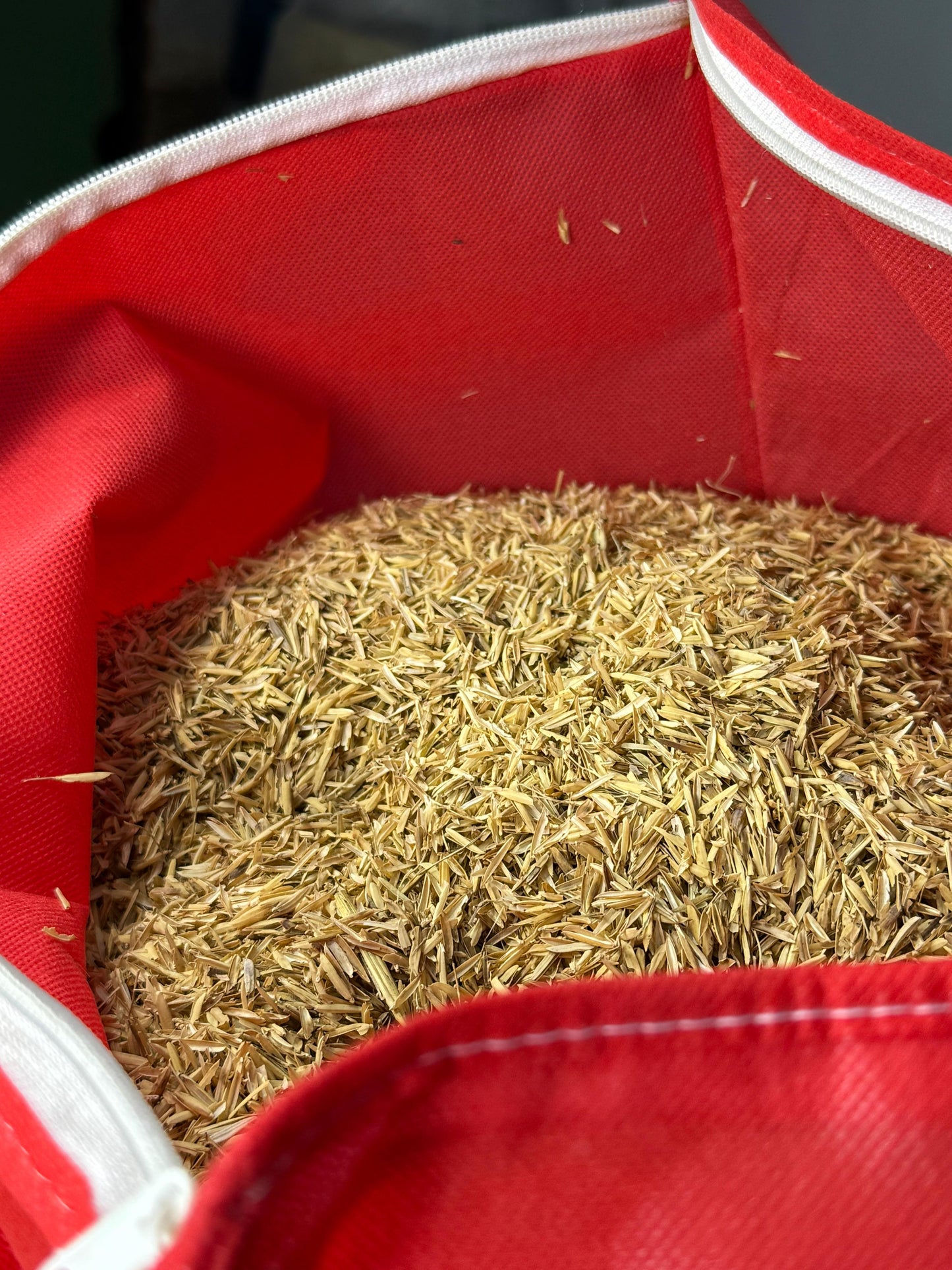 Rice Husk for Poultry Bedding🌾