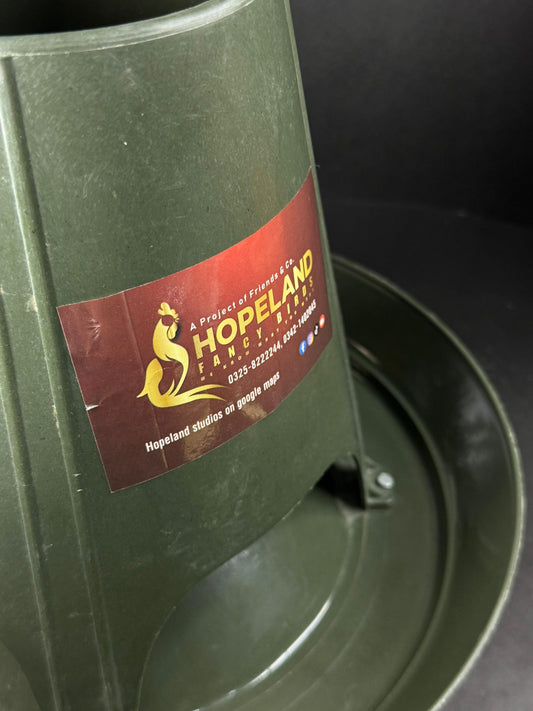 Hopeland Deluxe Gravity Poultry Feeder – Green (Hanging Model)